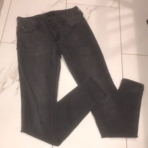 Greyish black jeggings